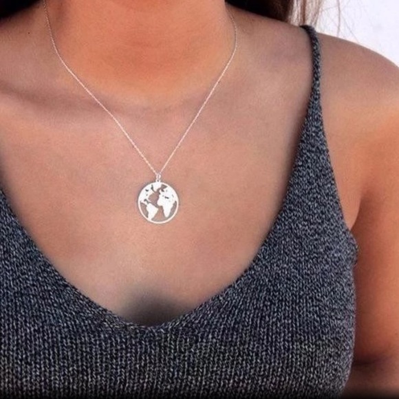 Silver Color Globe Chocker Necklace - Picture 4 of 5